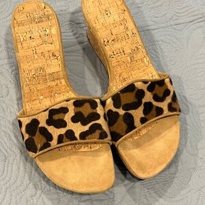 NWOT Stuart Weitzman Women's Cheetah Print Slide Wedge Size 8.5